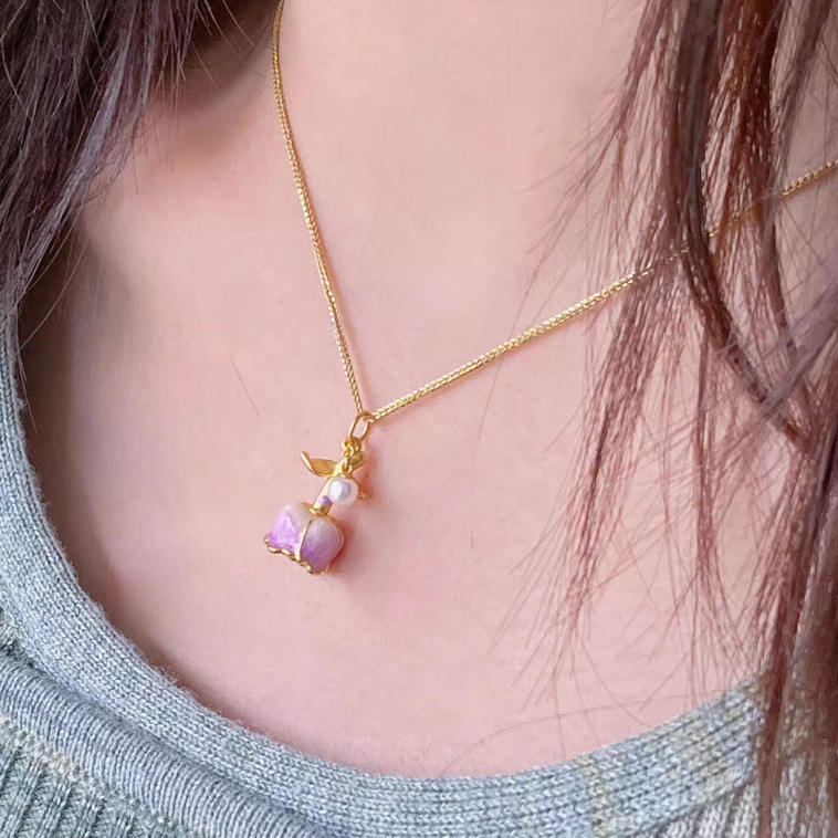 Elegant Pink Tulip Pearl Necklace